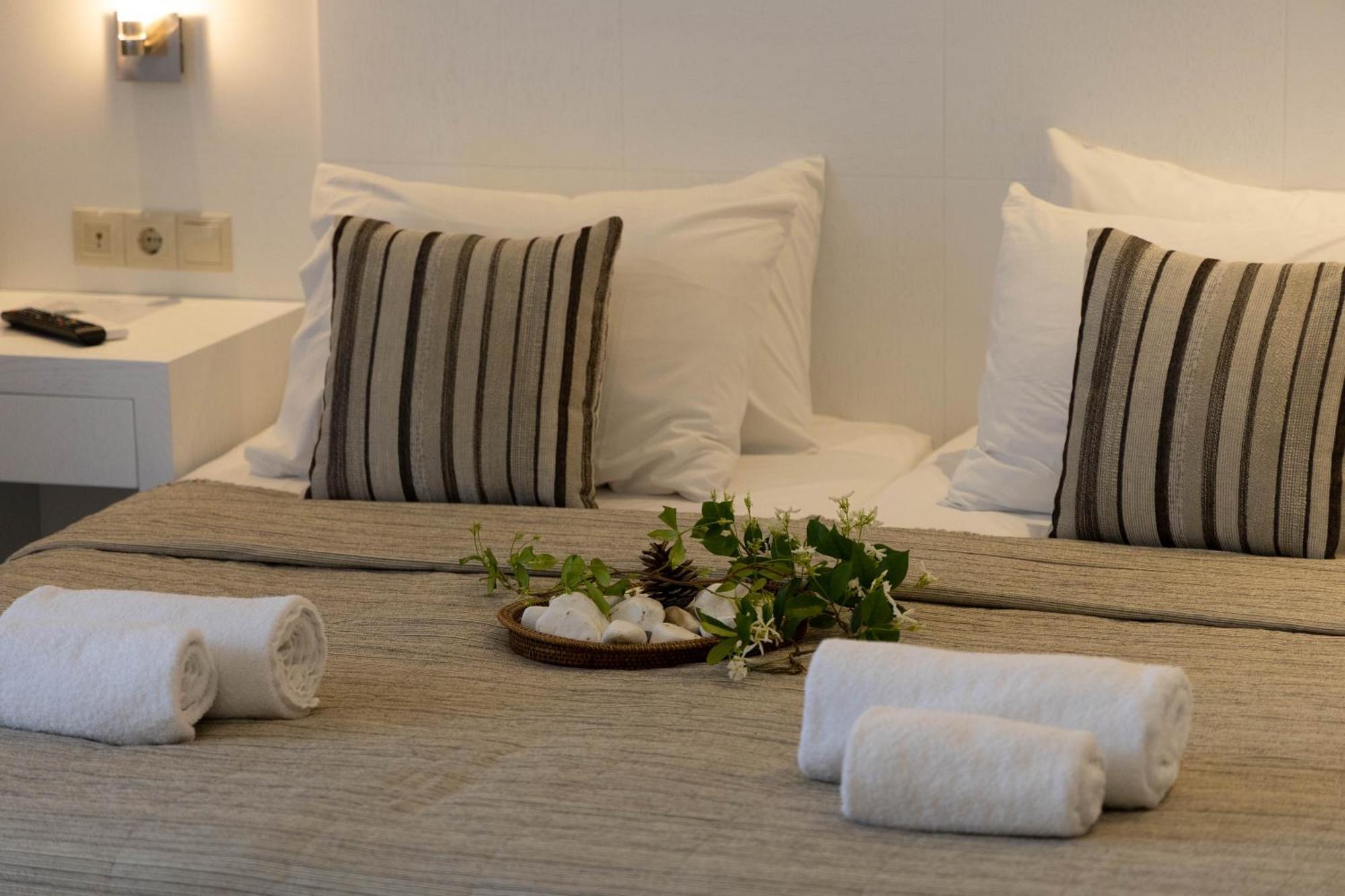 Eva Mare Hotel & Suites - Adults Only Agia Pelagia Kythira المظهر الخارجي الصورة